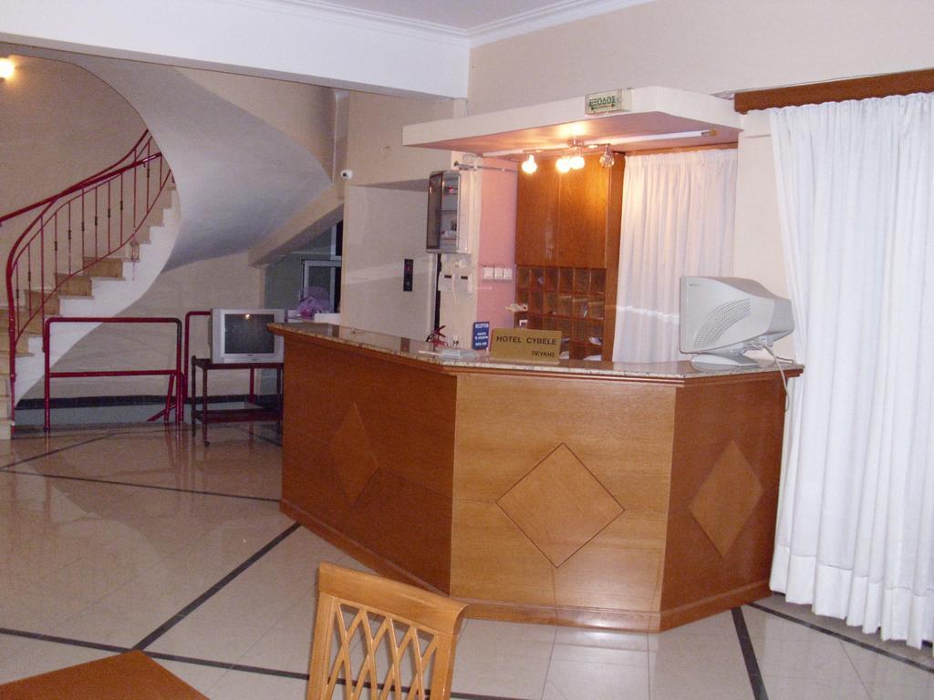 Hotel Cybele Pefki Атина Екстериор снимка
